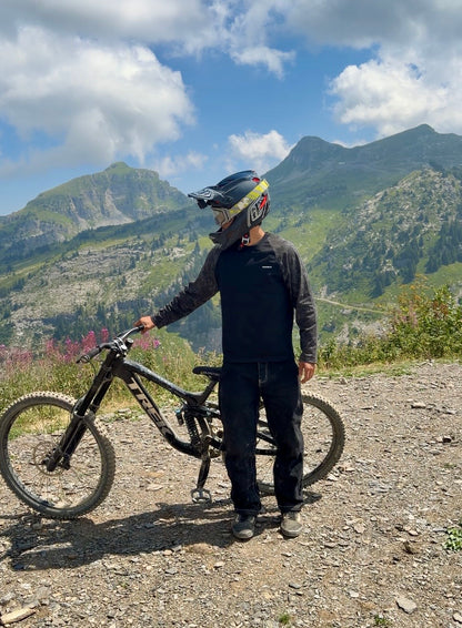 Black MTB riding pants